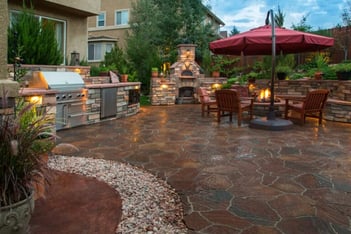 Beautiful-Backyard-000026997684_Small-768x512