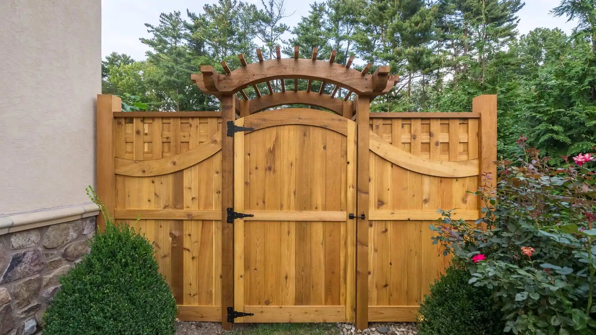Outdoor Structure: Custom gate, arbor, and privacy fence