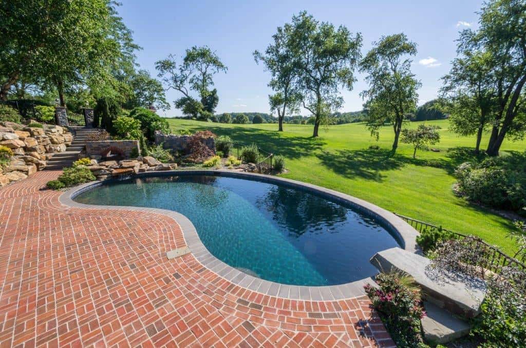 Stone-Patio-for-Pool