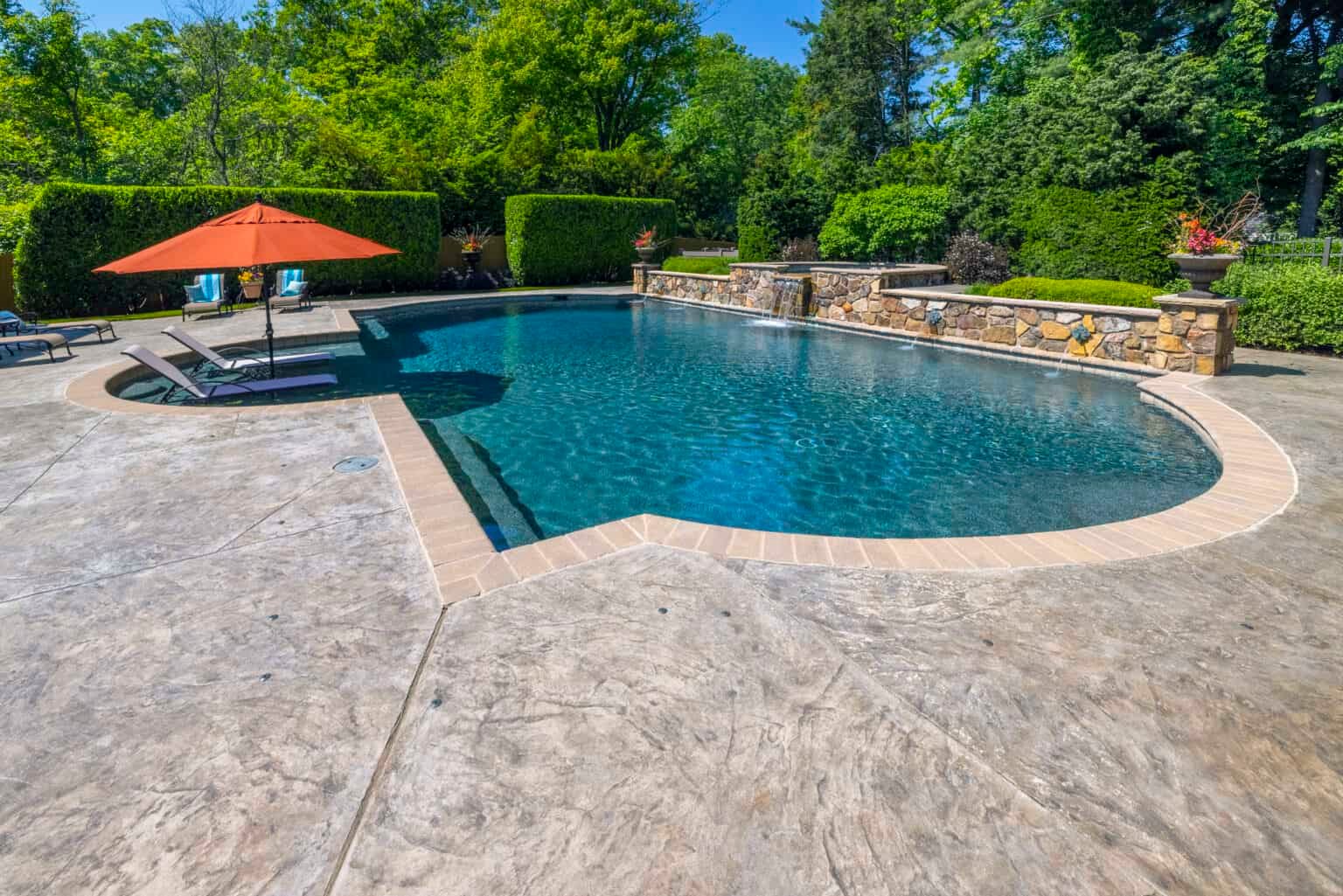 Selecting Your Ideal Pool Material