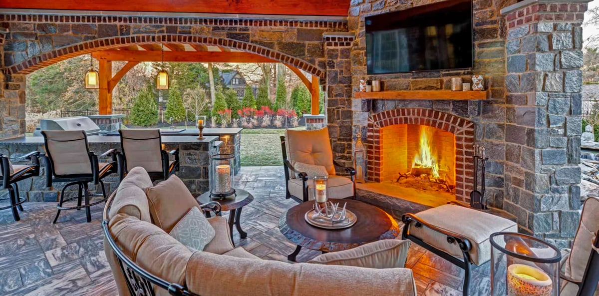 Page01_Bottom-Right-Geiger-scaled-e1651253402573-1920x950